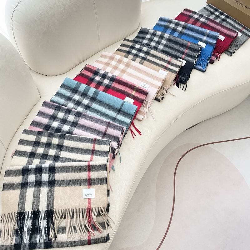 Burberry Scarf 45X210cm E110107